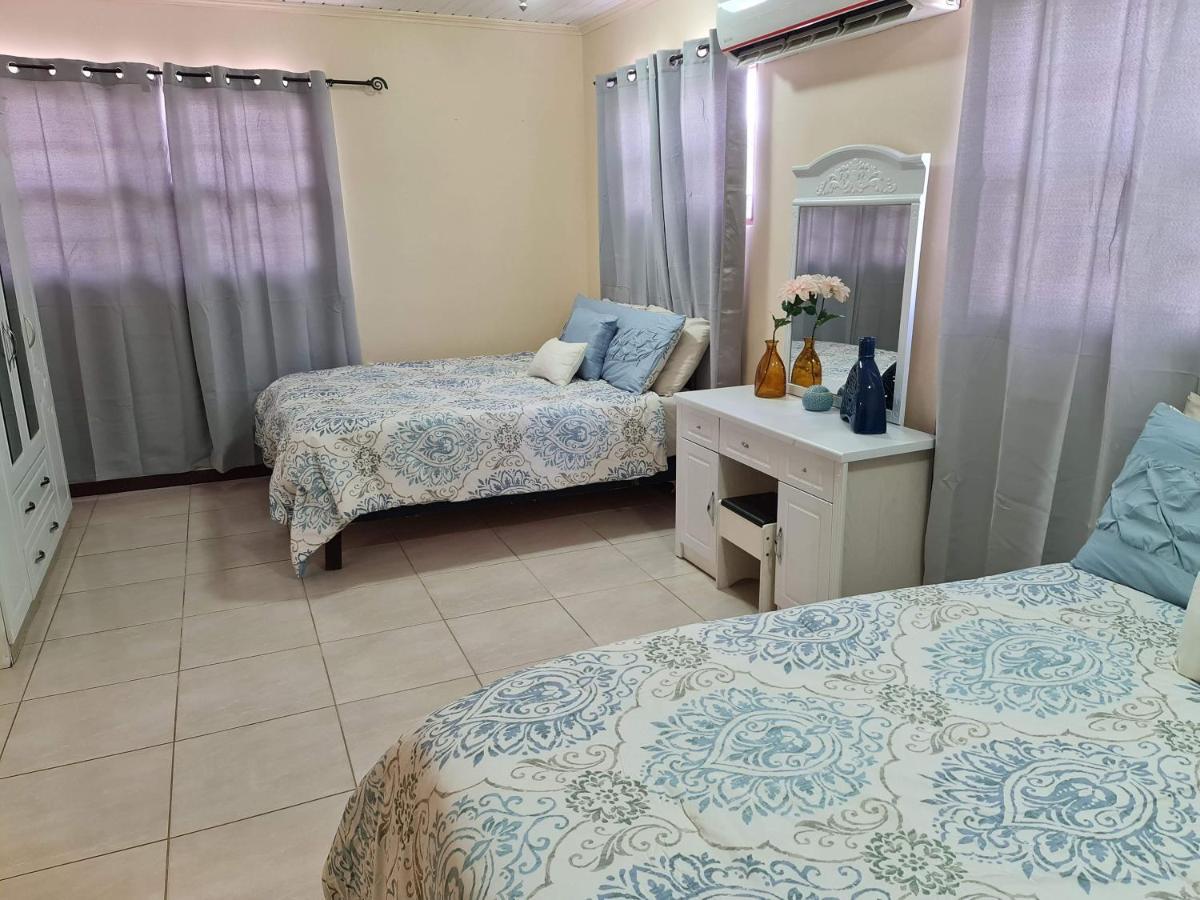 Sandpiper Beach Apartments Palm Beach Eksteriør bilde