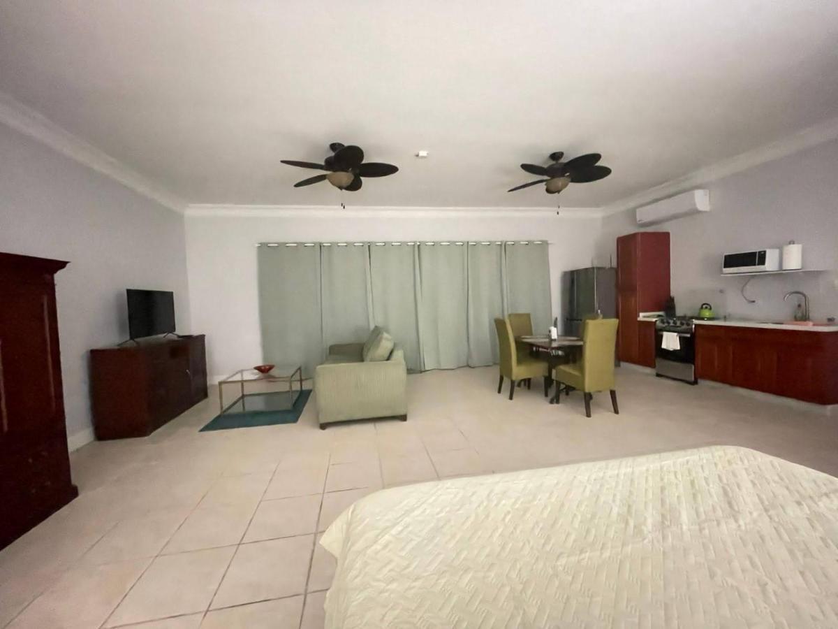 Sandpiper Beach Apartments Palm Beach Eksteriør bilde